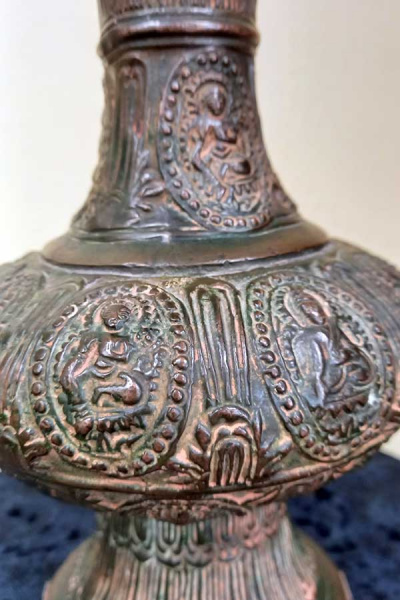 Ваза бронзовая старинная из Непала, высота 20см