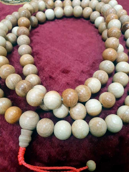 Четки буддийские из можжевельника на 108 бусин крупные д=12мм