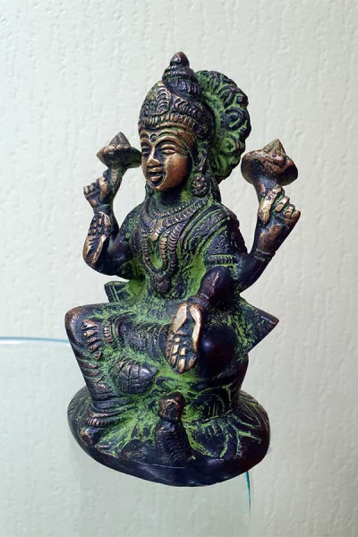 Лакшми, статуэтка из бронзы, высота 12см