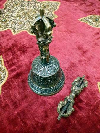 Колокольчик буддийский с ваджрой 