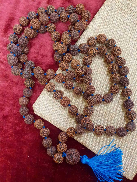Четки из рудракши 108бус, д=13мм(Синяя нить)