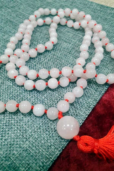 Четки ведические из розового кварца 108 бус, д=8мм