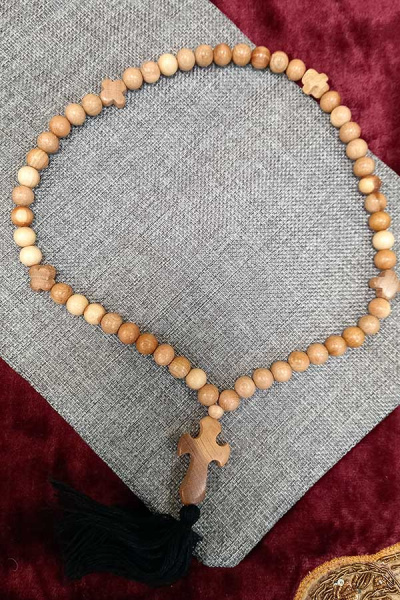 Четки православные из можжевельника 50 бус, д=10мм