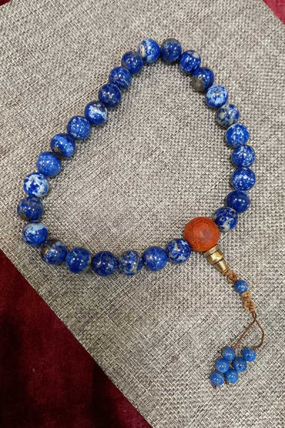 Четки буддийские из афганского лазурита 27 бусин д=12мм, гуру бусина дерево падук 